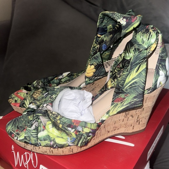 Tropical platform heels - Picture 2 of 6